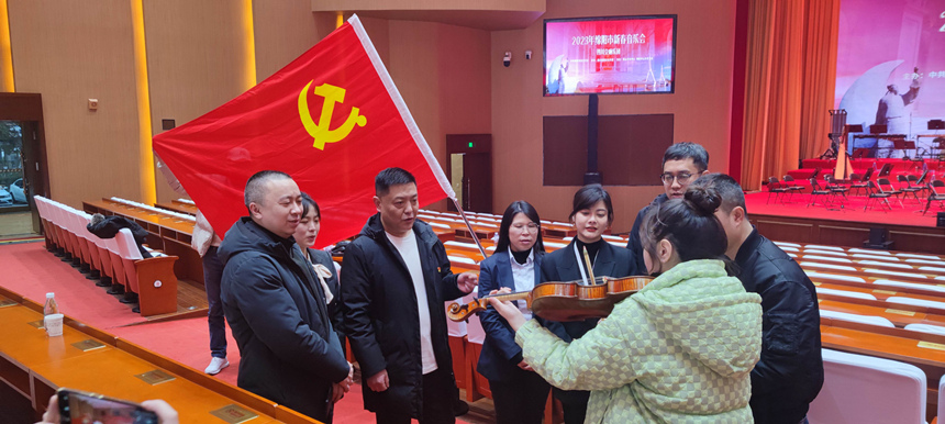 配圖1 配圖1